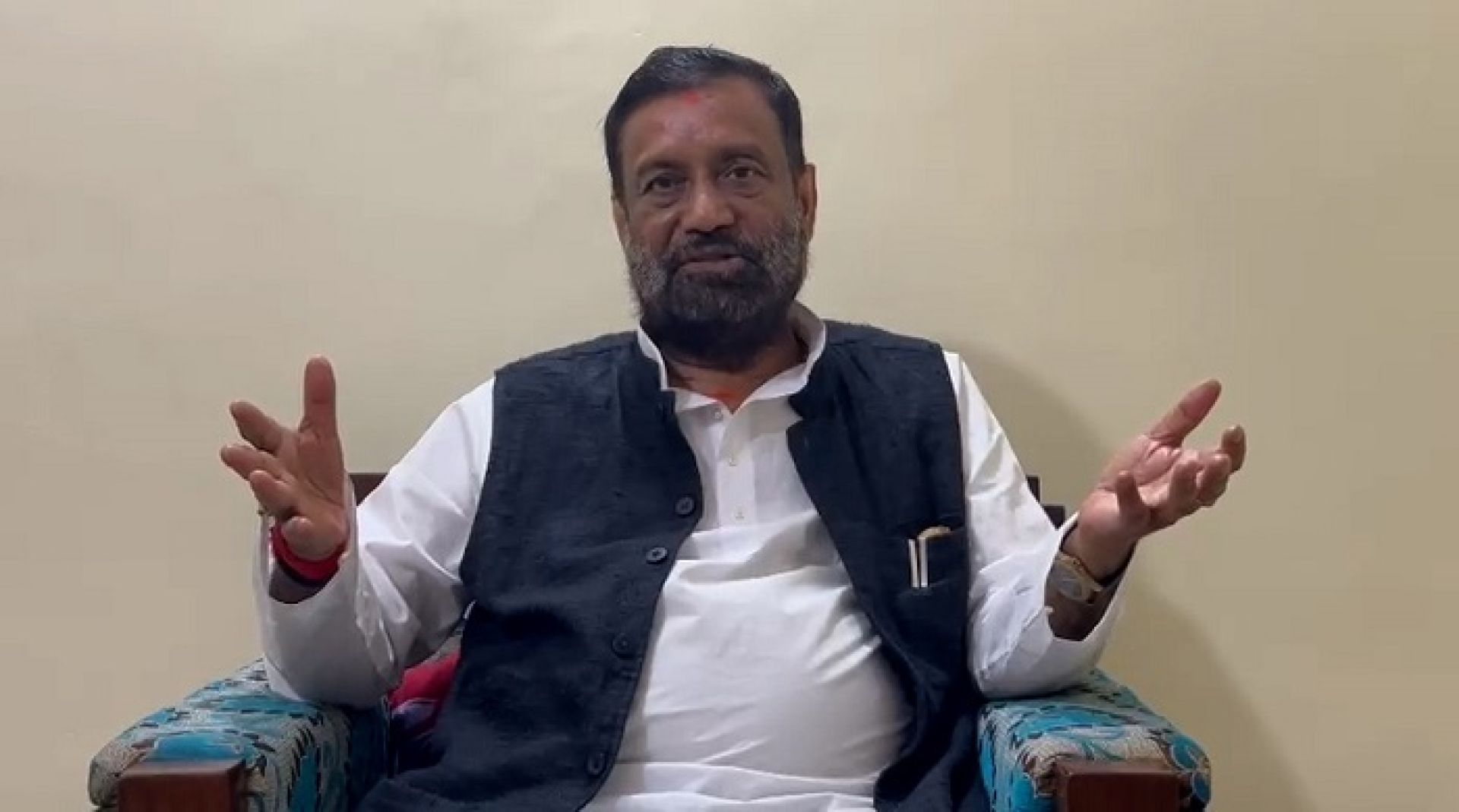 विमलेन्द्र निधीको चुनावी एजेन्डाः भ्रष्टाचार रोक्न तीनै तहमा ‘ई–गभर्नेन्स’ र कृषिका लागि मल कारखाना